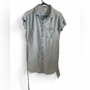 💕 American eagle blue chambray light wash dress shirt small petite lagenlook